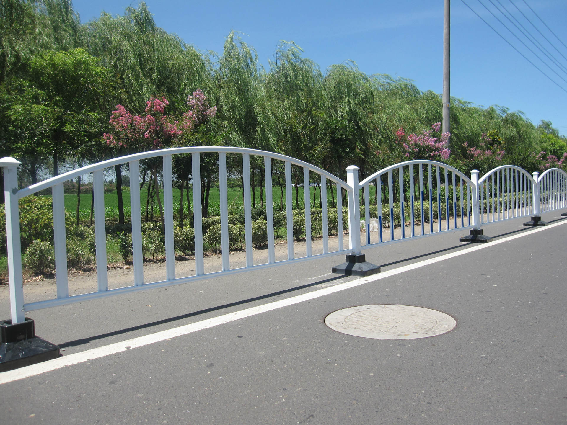 宁波路路护栏