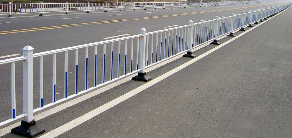 路路护栏
